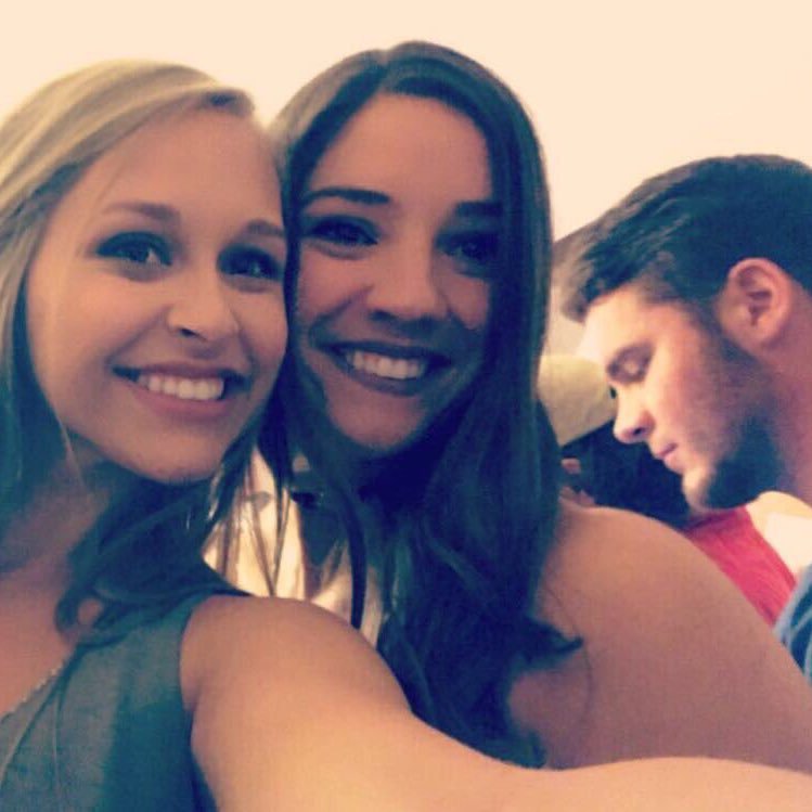 elizvoelker's profile picture. 