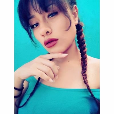 Instagram:Gi_ferrer_yougirl
amante de la musica❤Karateka👊
amo cantar 🎼🎶🎧🎤🎤🎤🎵
📷Me gusta la fotografía.
Soy una Latina Piel morena...😏