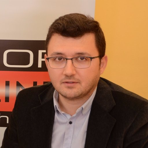 Adviser to the Mayor of Oradea, after 18 years spent as journalist in my hometown. Because I love Oradea.