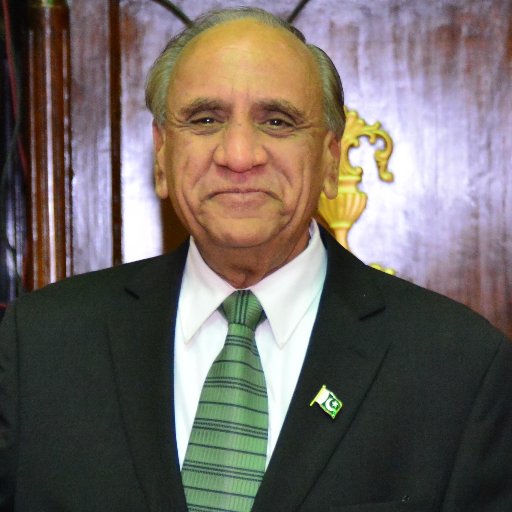 Former Additional Director General FIA Government of Pakistan. Currently Heading Digital Pakistan Vision 2030  ( https://t.co/vEV0LsN2by )