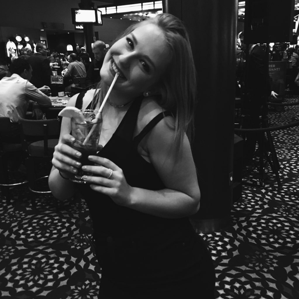 lizziemgg's profile picture. https://t.co/hbyaYLb7sN