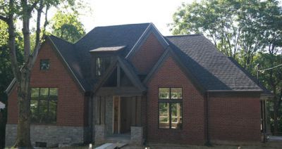 realestateer's profile picture. 