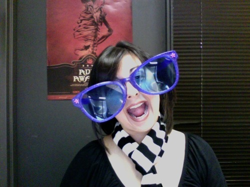 nikkita321's profile picture. I love the 1975!!