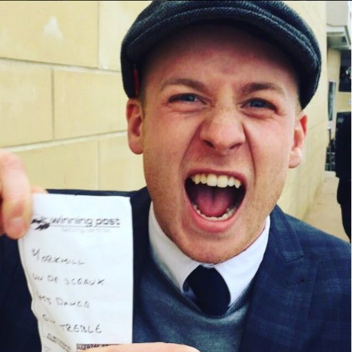 Freelance Social Lead and Producer.
Mainly waffling on about #WatfordFC on here.