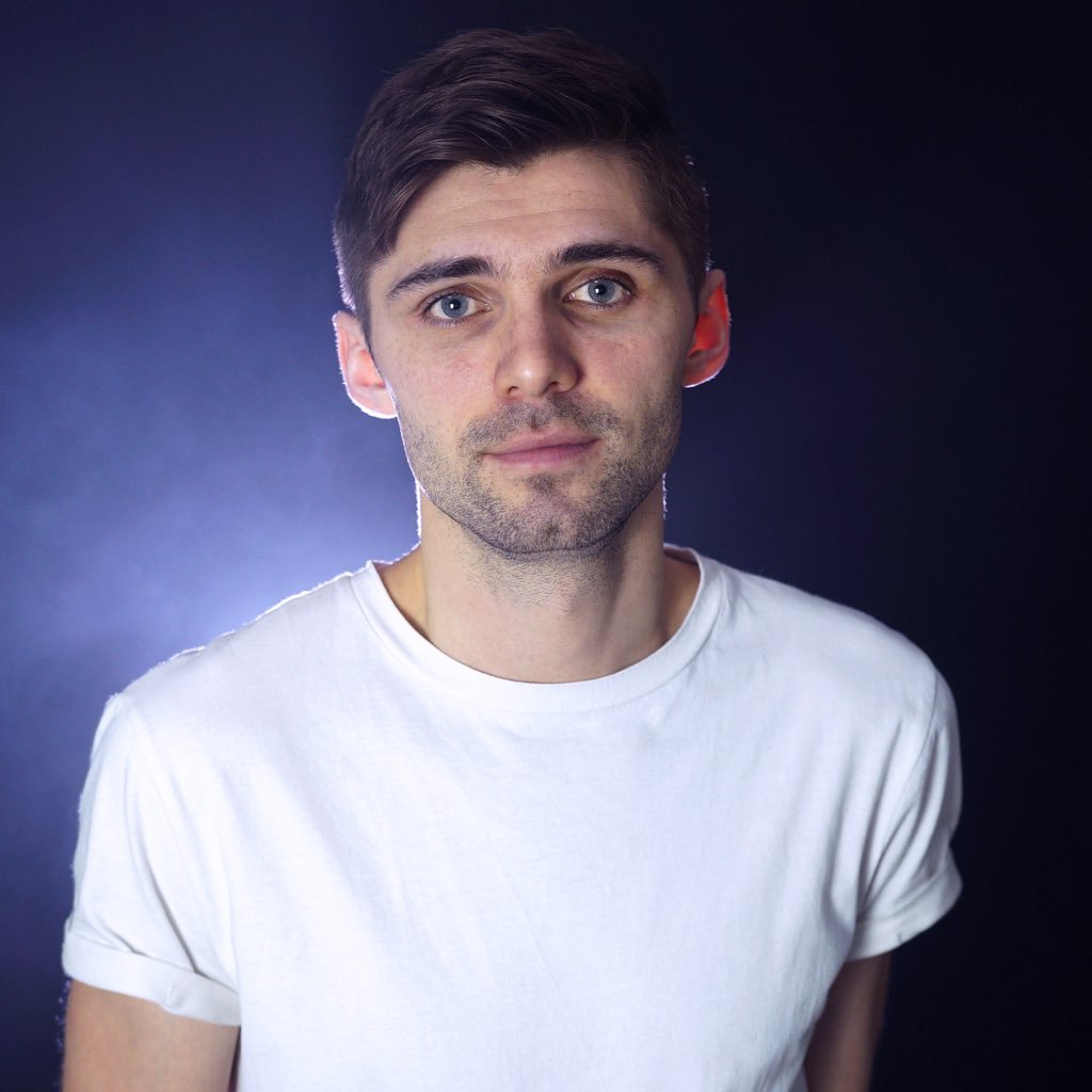 Singer, Songwriter, Producer, YouTuber | MY NEW SINGLE: https://t.co/mDMl3YqBZ3 Snapchat/ Instagram: @bwoodwardmusic