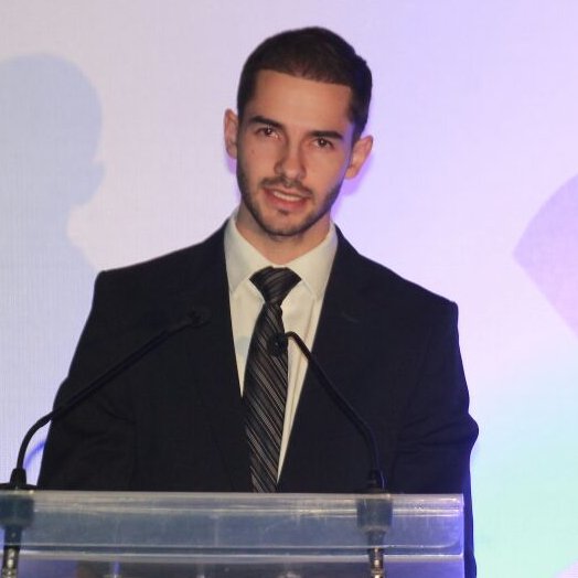 EnriquePrida's profile picture. Vicepresidente de Grupo APS @sintesisweb @LosRostros @easycode_