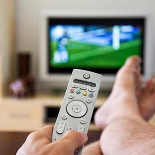 tvwatch's profile picture. Um dos três malucos que apresentam o @seriesnobar  🩷💜💙