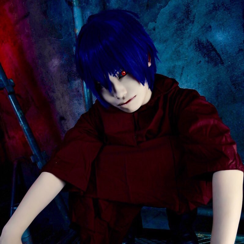 yu_ki_crown's profile picture. 殆ど上がってるコスプレマンです。春から夏にかけてだけダンパにいるかもしれません。ご理解頂ければと思います。 ( @loccasong )←ここで歌って踊って病んでますw