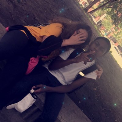 issa cold world, so fuck it .. ima cold girl and I'm screamin' fuck the whole world.