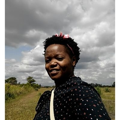 muyungatia's profile picture. Wallflower. 
Architect during the day, Nutritionist in my dreams.