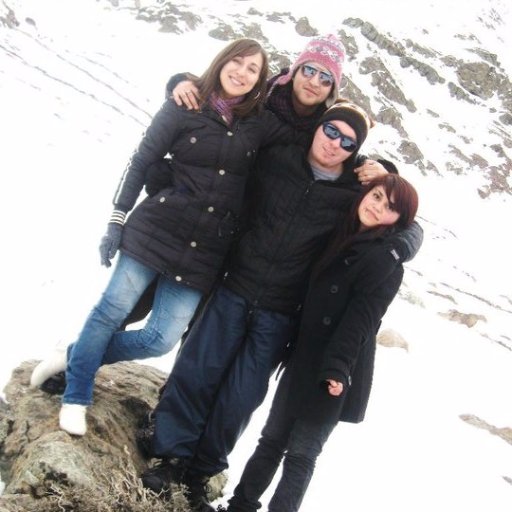 ABOGADO, Especialista en Derecho Penal, Constitucional, Civil y Negocios.
Nací en Puerto Madryn y hace 4 años vivo en Las Golondrinas