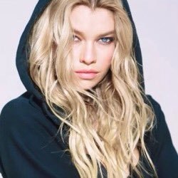 1st and most updated Twitter account dedicated to Stella Maxwell♡ Providing you the latest photos, news, videos and more. #Stellars✨