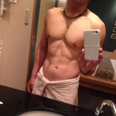 50踏み入れました毒男!自身のセフにおける考え方を一言で述べると、身も心も信頼出来るからこそ成立する関係、故に適当な対応は出来ません、真摯に接しなければと思います。思考のズレ幅が少ない関係でもあれば共有する事も楽だと感じて、出会いと交流を大事にしたいと希望します。どうぞよろしくお願いします。
