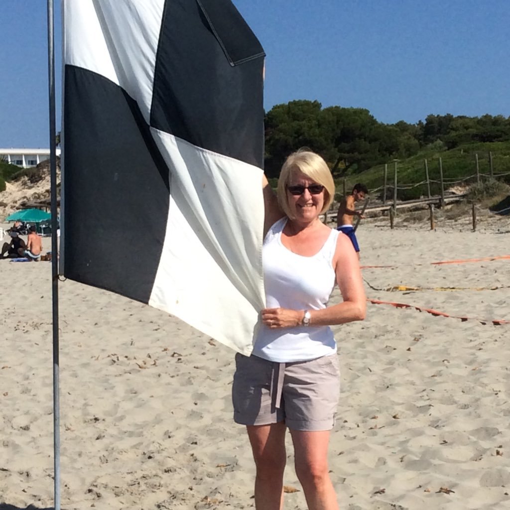 Anns_Poems's profile picture. I write poems and short stories, admire peeps who are respectful to all! Cannot bear any kind of injustice, support FFC