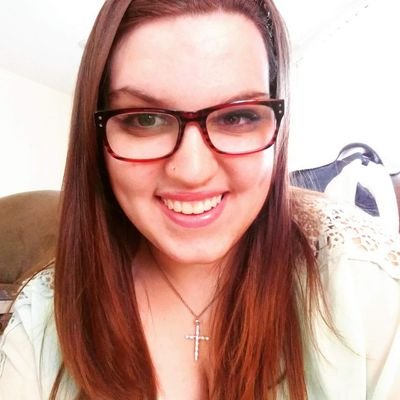 Just a small town girl. I've had my fair share of screw ups, but we all grow and we all learn. I'm just me and trying to turn my life around. ❤