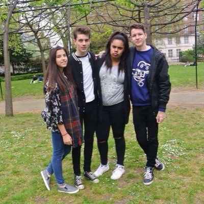 Former British Pop Group • @_ChloeClark_ @MiichaelKing @ToviaaLouisee @JackWilliamsTV •
