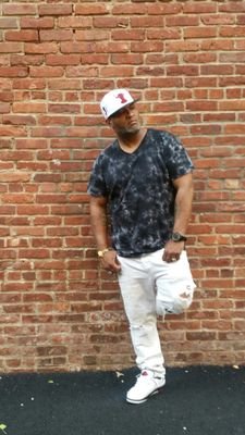 up coming Actor on the 🔥 web series on you tube #https://www.insta Heat / CEO of GBR Line /ceo of FELIONESS Entertainment 🎥🎥✈✈ce🌇🌆🌆 #project heat season 3