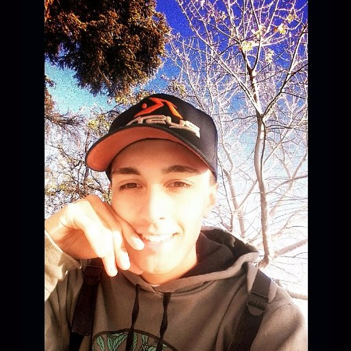 barra_juanii's profile picture. "no entro en crisis ahora que lo logre"✖️
18 veranos💎
2920708675📲
insta: juanii_barra 👽