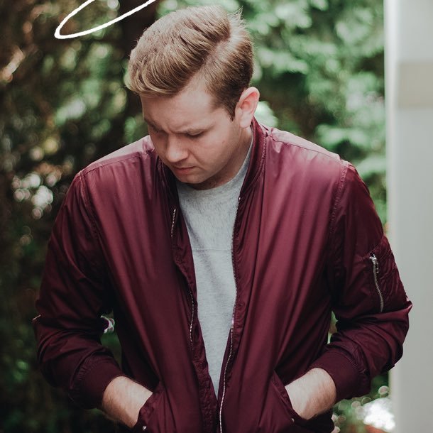 Guitarist | Producer | VP - Sweetwater Capital | Instagram - @brettgrubbs