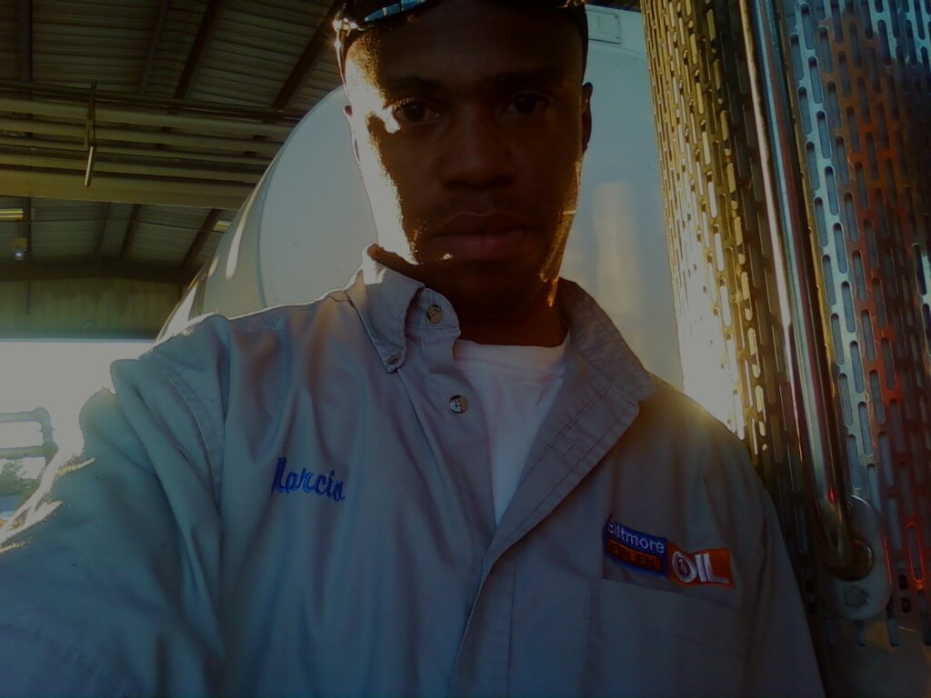 Down with #teamblackberry #teamdarkskin #teamtaurus#teamfollowback #teamevo hit me up for bbm pin 22165e6c