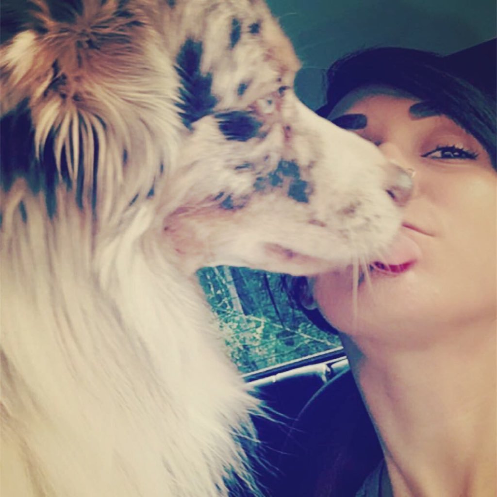 ohpuesjess's profile picture. Dancing in the kitchen.✨ phoenixvisions ❤️‍🔥🔮❤️‍🔥