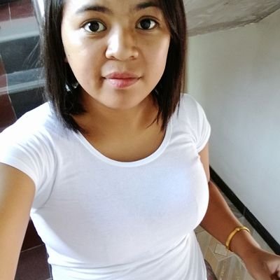 kalapsou's profile picture. Films Jeux Humour Musique Artistes Internationaux Mode Nourriture Fitness Divertissement