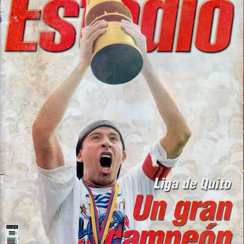 Mundialista 2002 con @FEFEcuador, Capitán y campeón con @LDU_Oficial (5 Copas nacionales, 1 Copa Libertadores, 1 Recopa, 1 Copa Sudamericana, Vice Mundo Clubes)