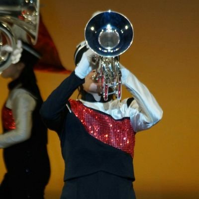 eri___j_s's profile picture. 谷地カヌー部→うよたん2D･AVANTI→幼稚園教諭→保育士→LC→設備管理
           DER GLANZ - Tuba