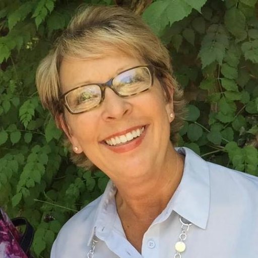 goldenjulianna2's profile picture. 