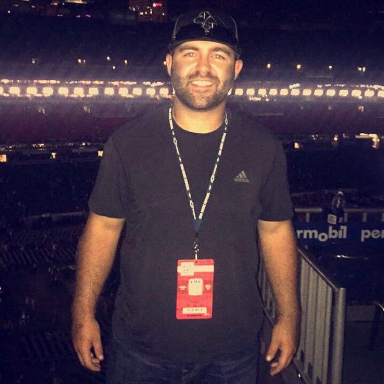 S_Wolfie4's profile picture. More of Him. #Jesus Philippians 3:8 University of Tennessee. #VFL