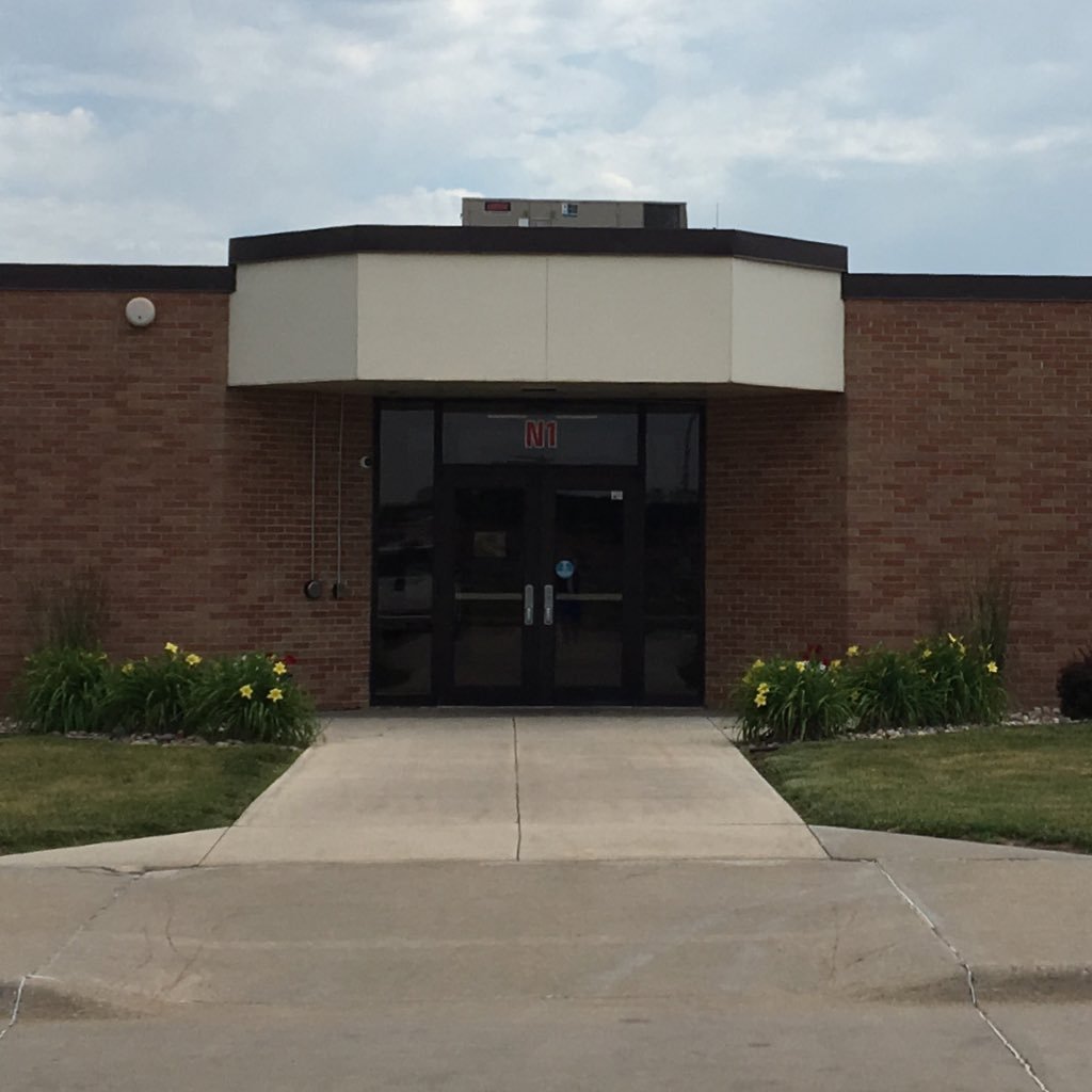 Aurora_Elem's profile picture. Tradition of Excellence: One Husky at a Time!