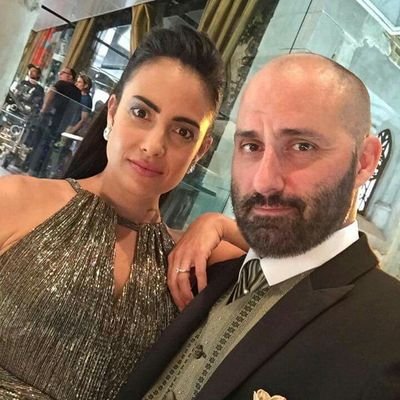 AngelicSexxyRob's profile picture. im Robert and I'm with @Momma_Lightwood and im a shadow hunter. father to Alec, Izzy,Max ,Clary and jace.