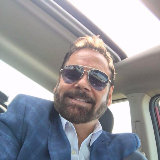 Pro Binary and Forex Account manager with 12 years working experience.