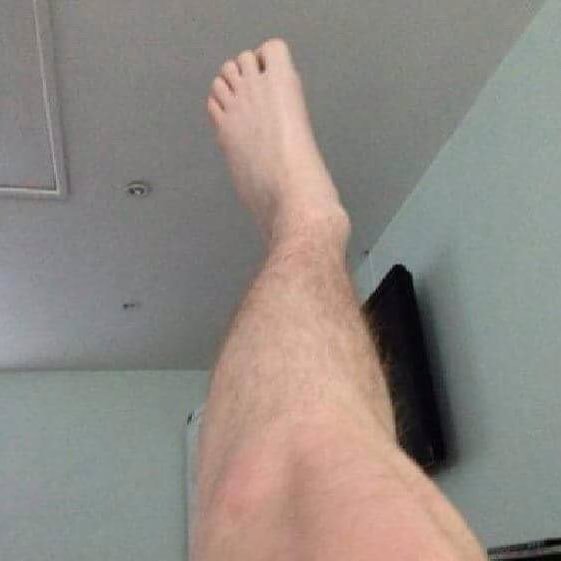 i'm a leg

https://t.co/wScrSyYRws