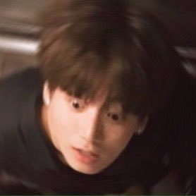 this is a free follow from @kookmyass. please follow @kookmyass instead thank youu luvluv lets be mutuals