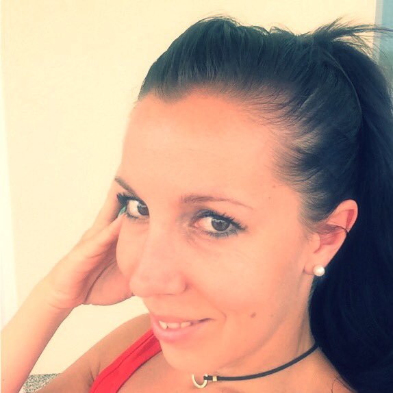 Video producer on radio. Ex TV editor. Creative. Happy. In love with life.