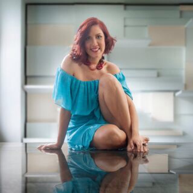 marinabravomusi's profile picture. Cantante, periodista y actriz dedicada a la investigación, la producción y la difusión de la música venezolana y su cultura popular