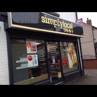 Simply_L_Burntwood(@SimplyBurntwood) 's Twitter Profile Photo