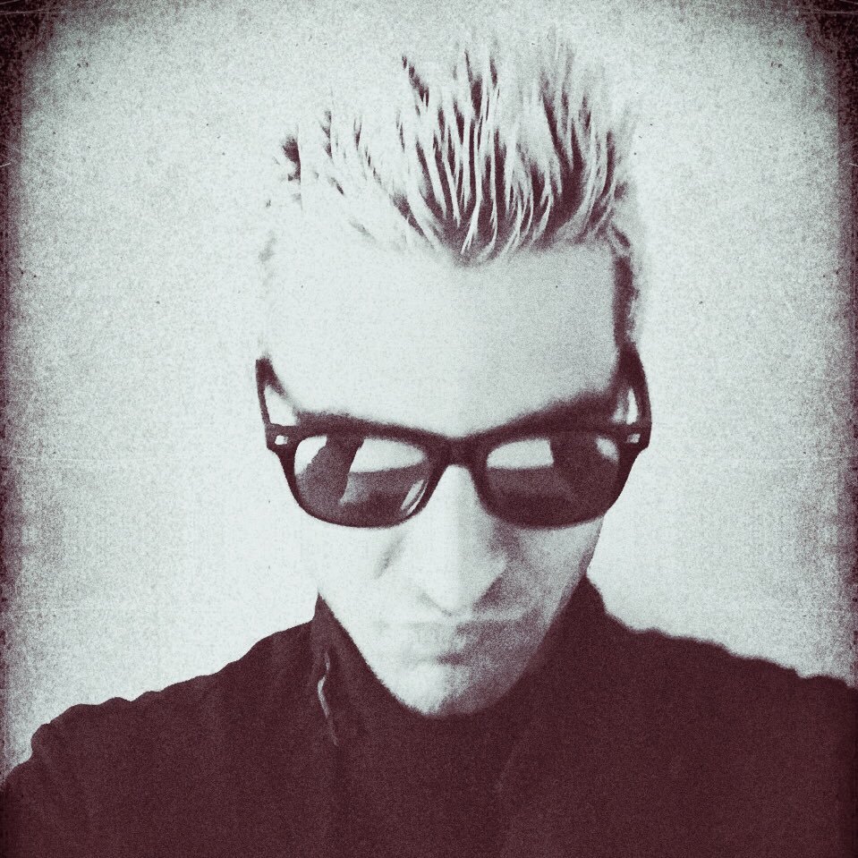 Blast_Pr0's profile picture. Nerd, geek and everything in between really. My mom always said I lived in a fantasy world, so...