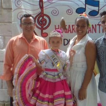 sandymoya8's profile picture. soy sandra moya madre de una hermosa niña amo la musica y son admiradora total de Erika Buenfil ....