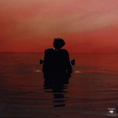 y'all seem to have forgotten H has a single out and it's going DOWN in charts. This needs to end. Stream Sign of the Times.