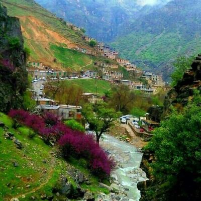 آشنائی با جاذبه های گردشگری کردستان برگزاری تورهای عمومی و اختصاصی و خانوادگی مشاوره #گردشگری 
#سفر #سیاحة #travel #tourist

اطلاع ازتورها در کانال تلگرام👇👇