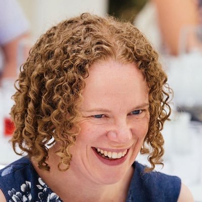 PhD student & Intestinal Failure Dietitian. Non medical prescriber. Striving hard to control her mop of curls on a daily basis! My views are my own