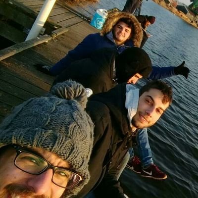 ¿Esperas que te cuente mi biografia? jajaja ....vienes aqui y me preguntas¡¡