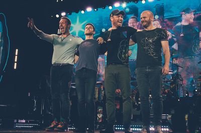 Musica 
Coldplay por Latinoamérica
Coldplay en Colombia
@Coldplay