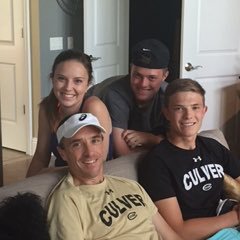 mhcdec's profile picture. 