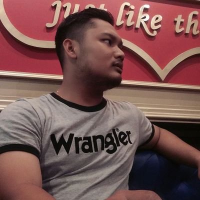 dodik_hasmara's profile picture. otw sukses