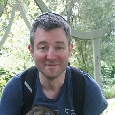 Spanish subject leader and French teacher, ex-journalist.