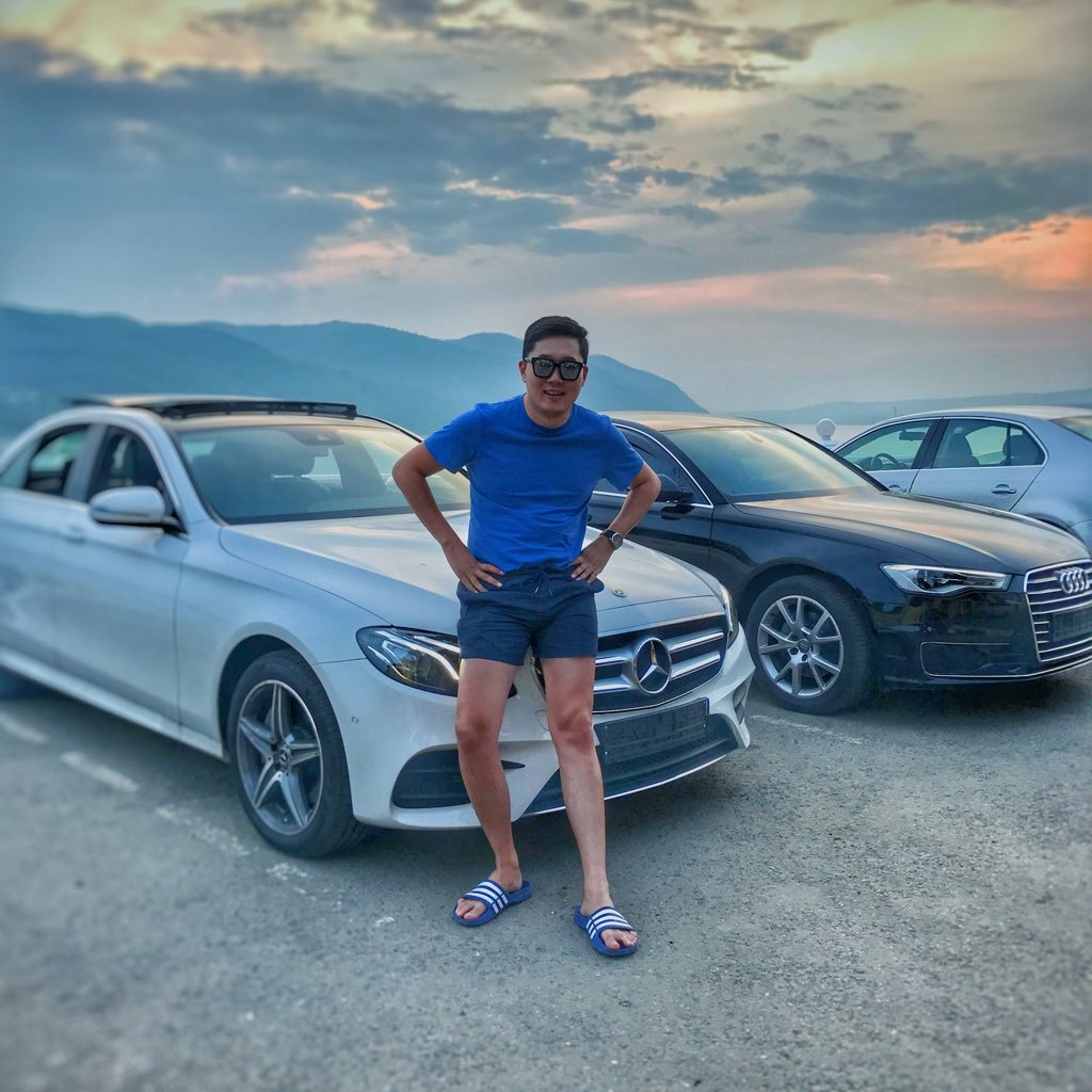 Tolyasicc's profile picture. Сколько в людях ни разочаровывайся, все равно удивят