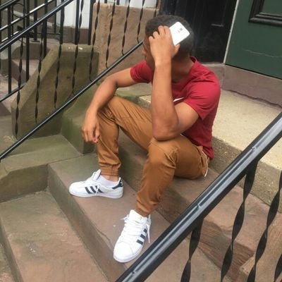God is my strength 🙏❤
| 19 ♊ | Forex 💹 #Nerd 🤓🌍📚
| philosopher 📖 - Future I.T Specialist 💻😴
#410 | 🔥🍃 Baltimore 📍